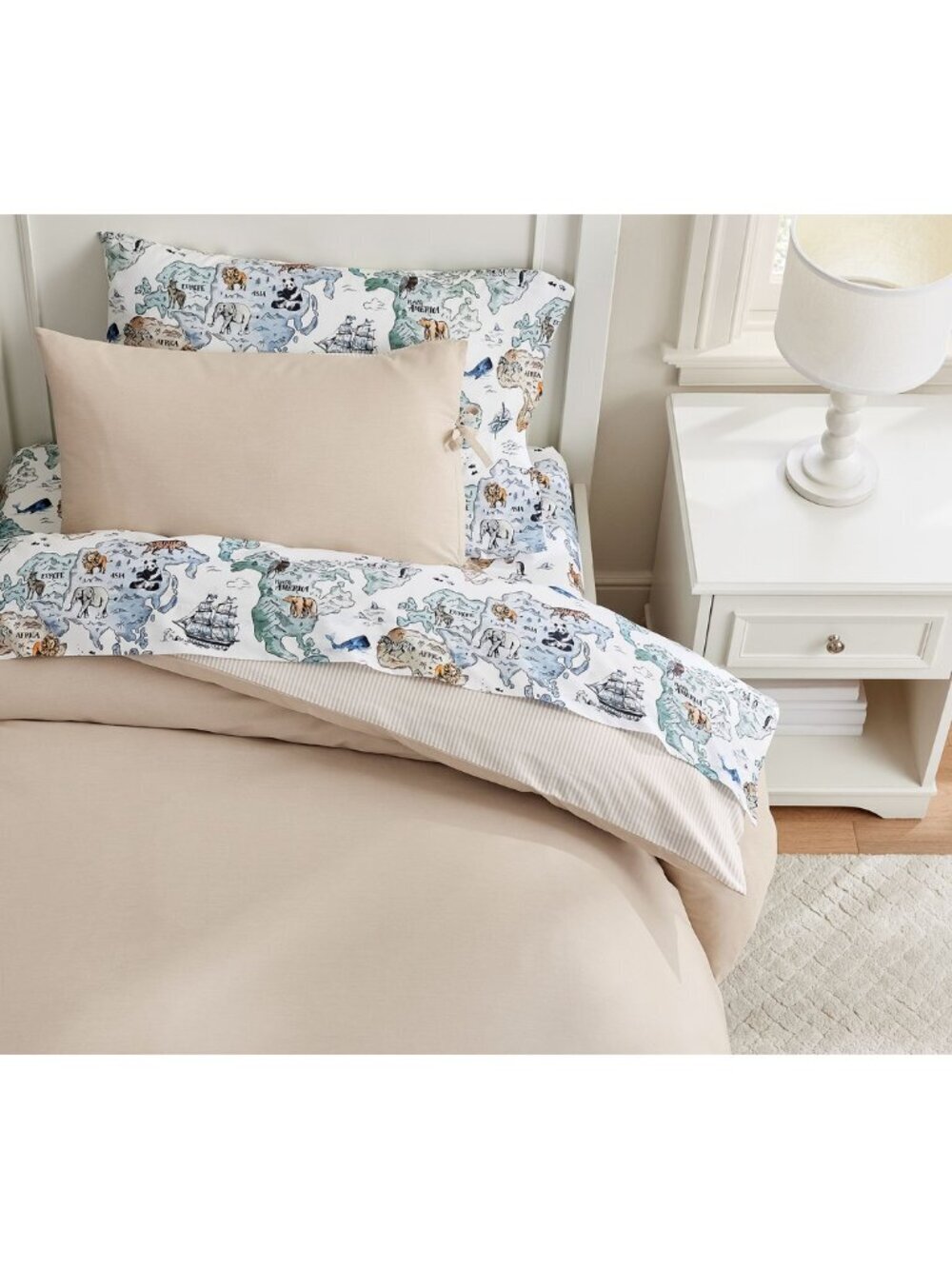 POTTERY BARN Kids Chambray Reversible Organic Cotton Duvet Cover in Tan